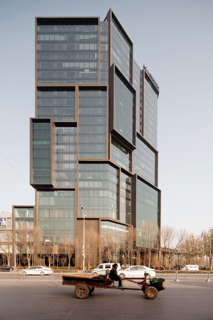 The Archive - Le Meridien Zhengzhou 01_photographed by Pedro Pegenaute