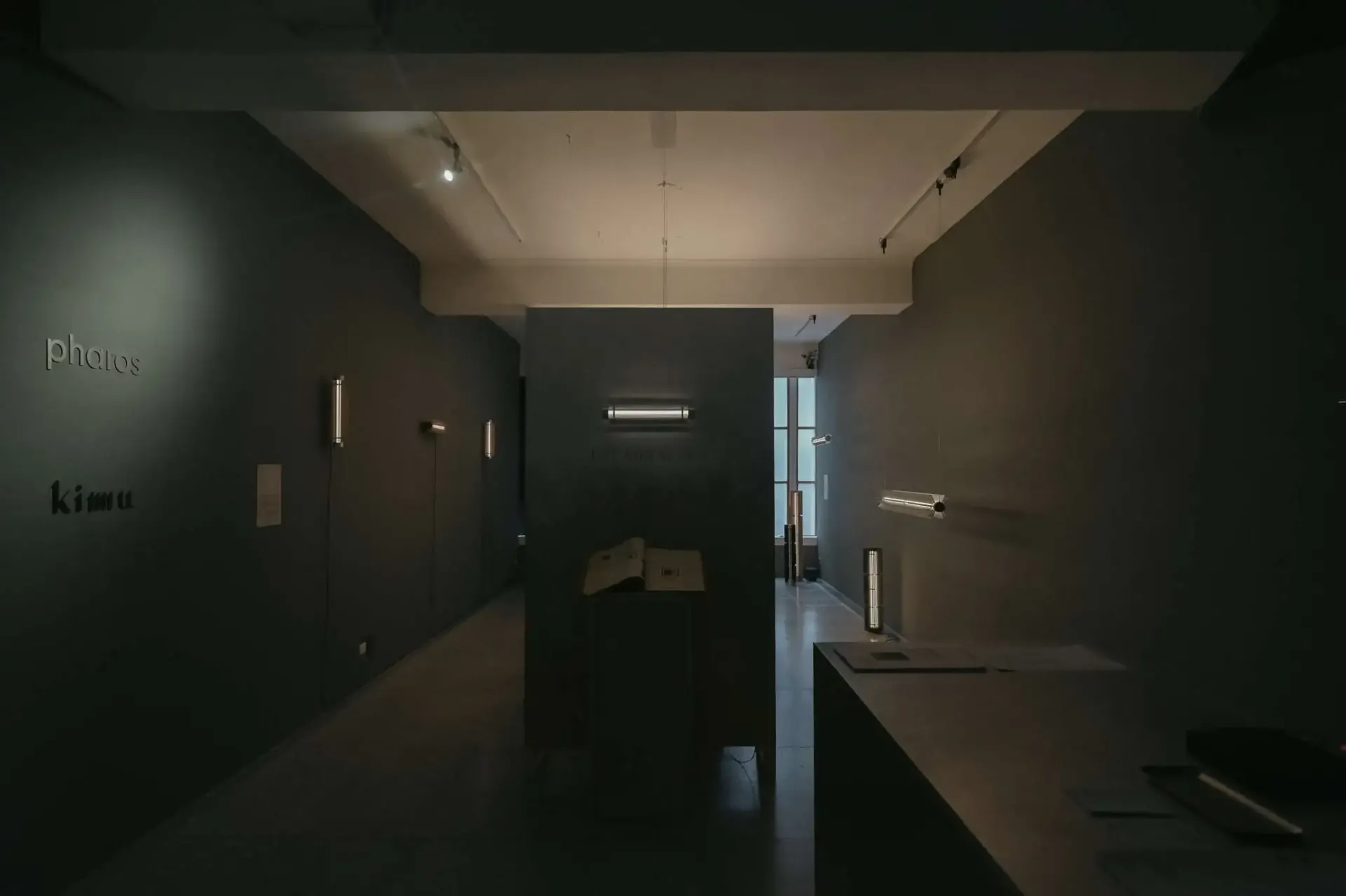 KIMU 柒木《The Metal Age 金屬時代》新品微型展，以光與金屬之美，開啟一場自我考古之旅