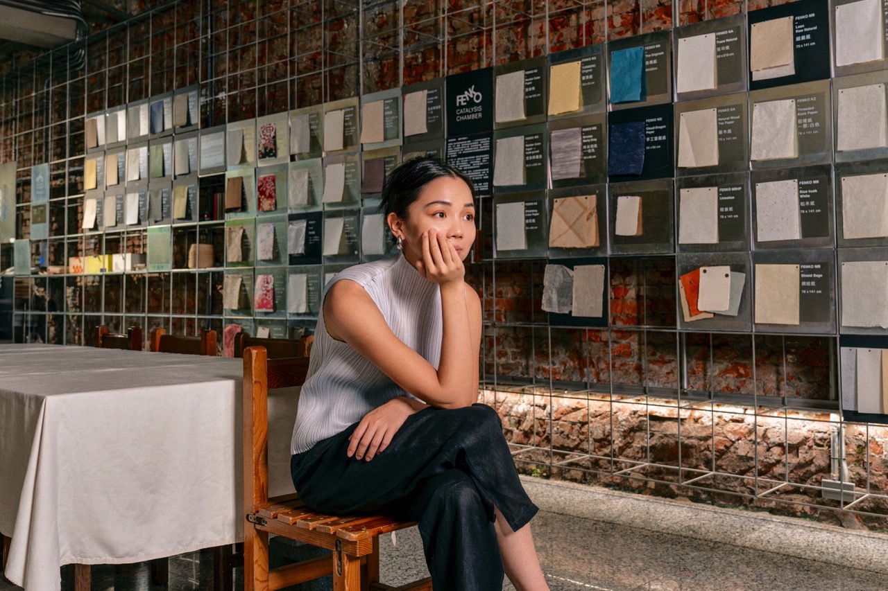 ﹝紙的跨界，由二代寫下新語言﹞               —— 李依耘