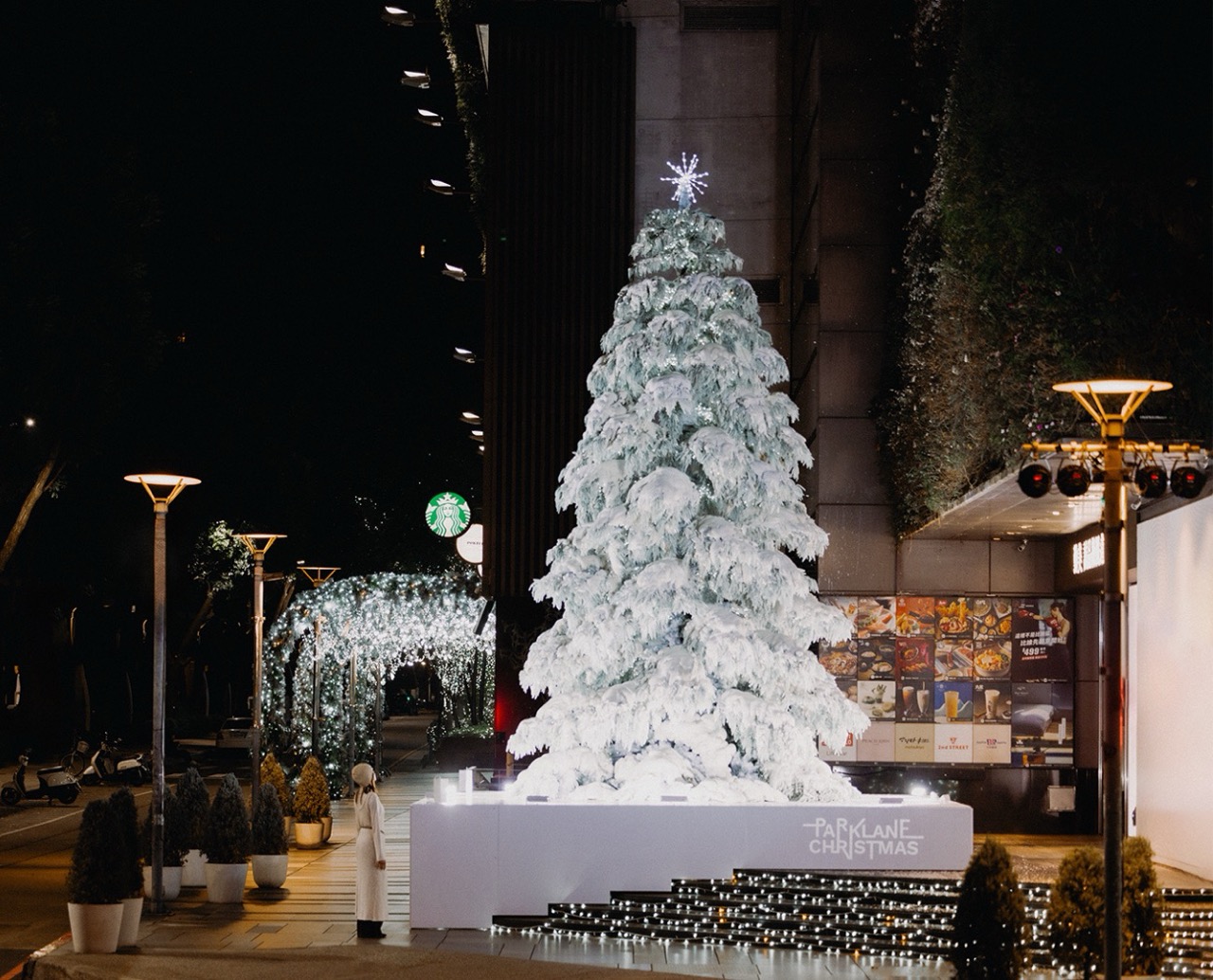 草悟道的冬夜重新亮起：2025 勤美草悟聖誕村開村，從光之道到沉浸式光影展，打造台中冬日美學