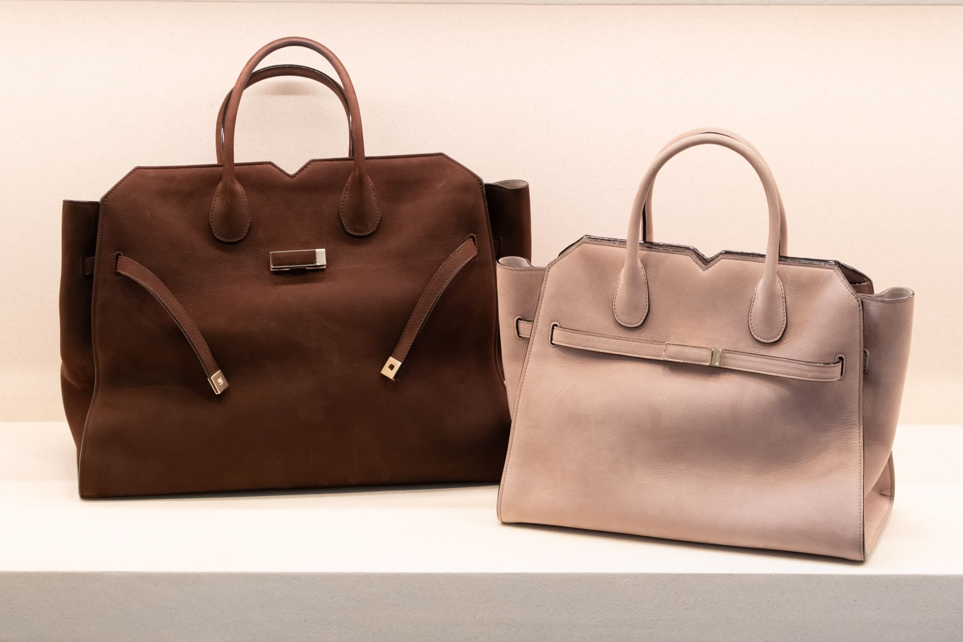 Milano Senso 雙色展示