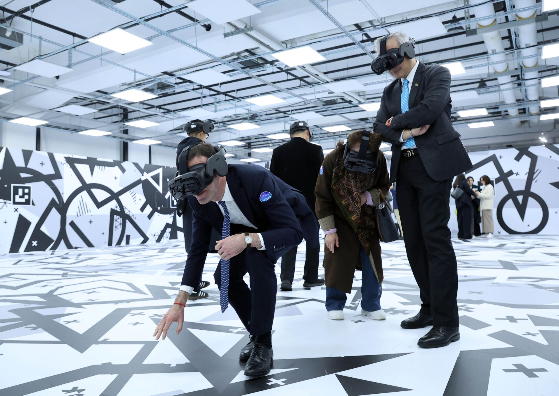 從巴黎巡迴至臺北：全球兩百萬人次觀展作品《消失的法老》，以多人走動式 XR 空間展開數位遺址探險